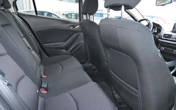 Mazda 3 cena 52900 przebieg: 103000, rok produkcji 2015 z Pyskowice małe 254
